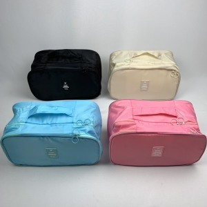 D366*CX300 NECESSAIRE COM FECHAMENTO DE ZÍPER